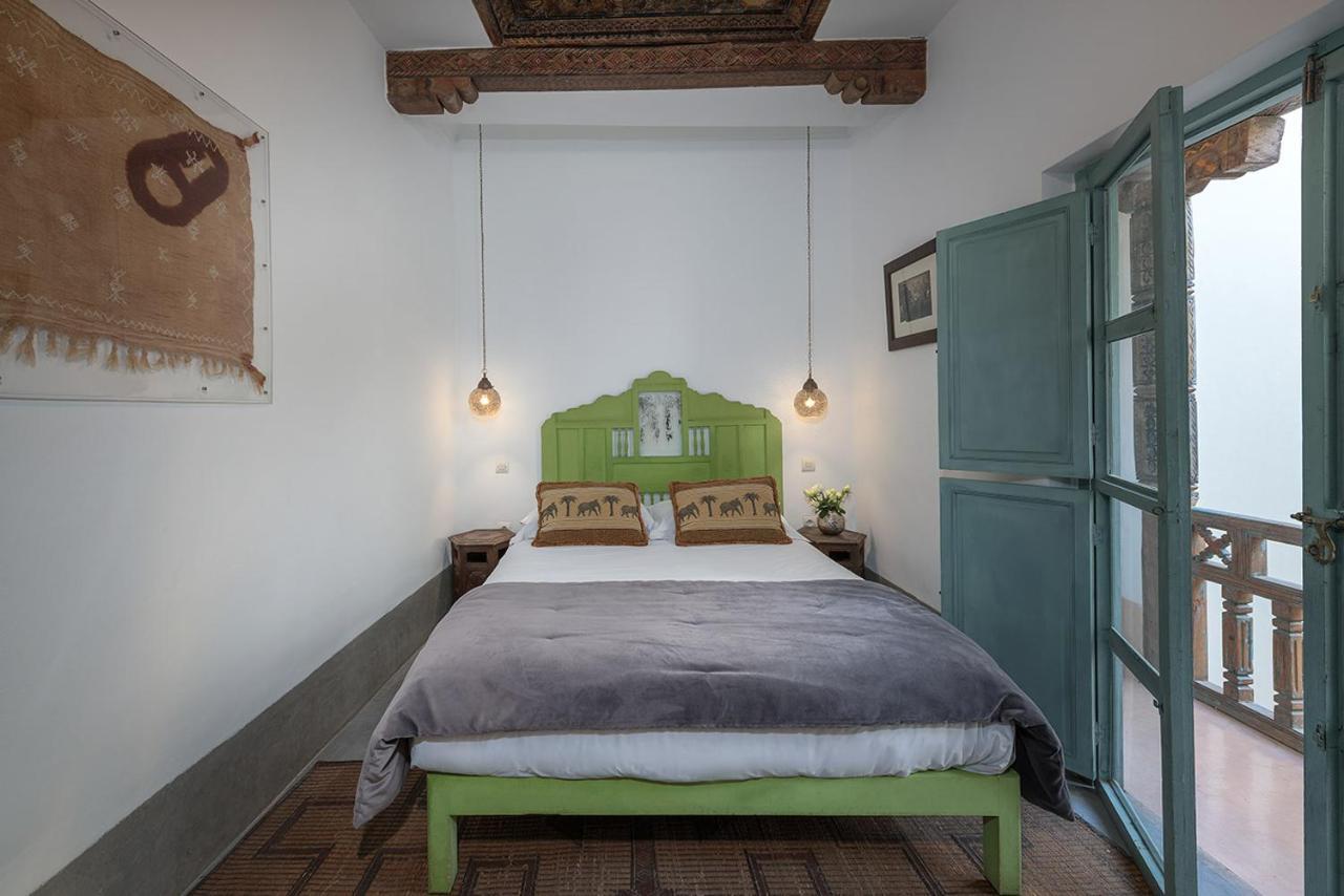 Riad Le J Marrakesh Bagian luar foto